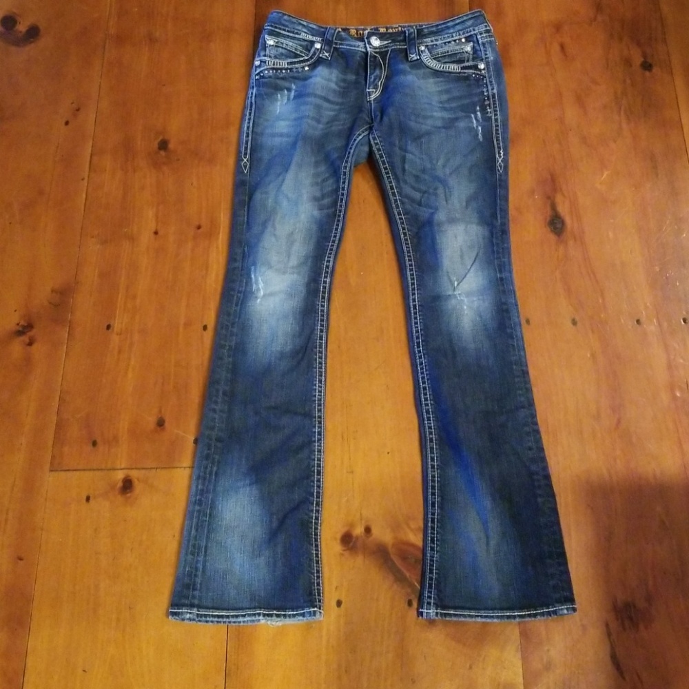 Rock Revival Jean's